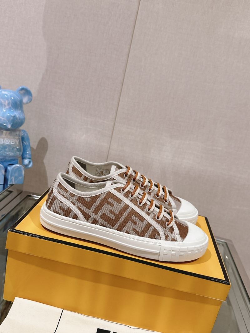 Fendi Low Shoes